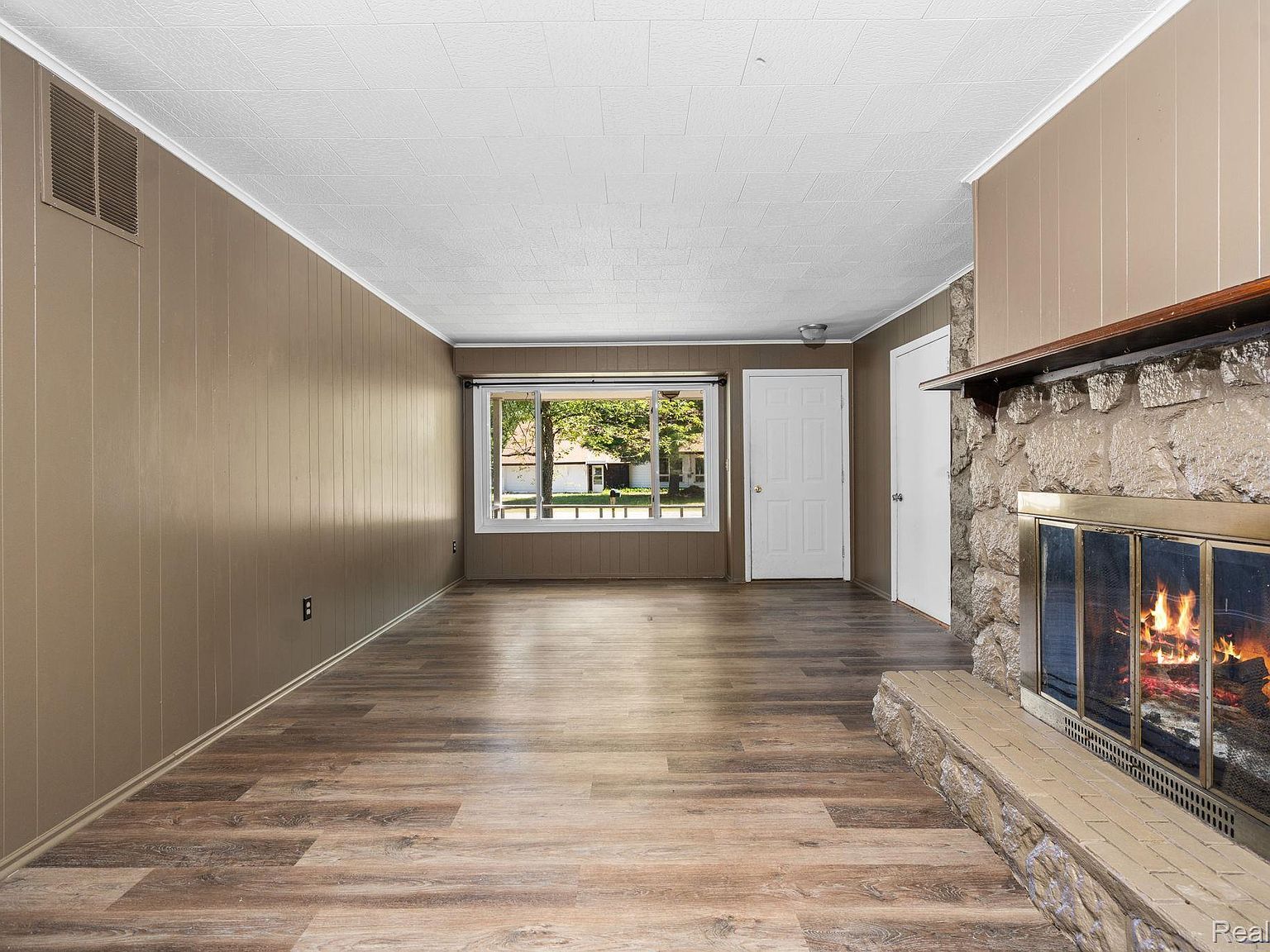 6364 Atkinson Rd Grayling, MI 49738 - Thumbnail 5