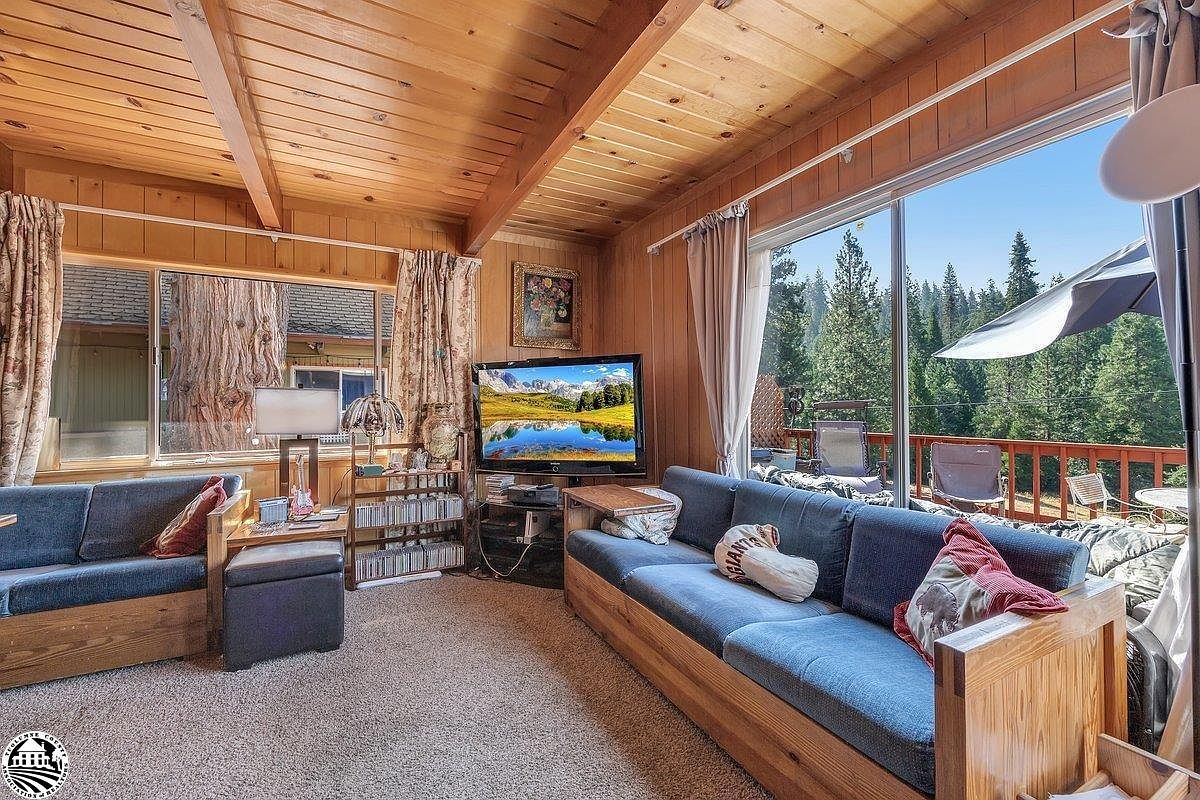 26039 Long Barn Rd Long Barn, CA 95335 - Thumbnail 5