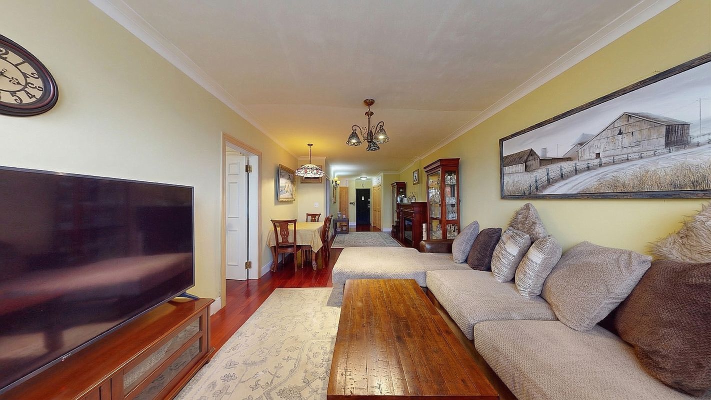 1625 Emmons Ave Brooklyn, NY 11235 - Thumbnail 5