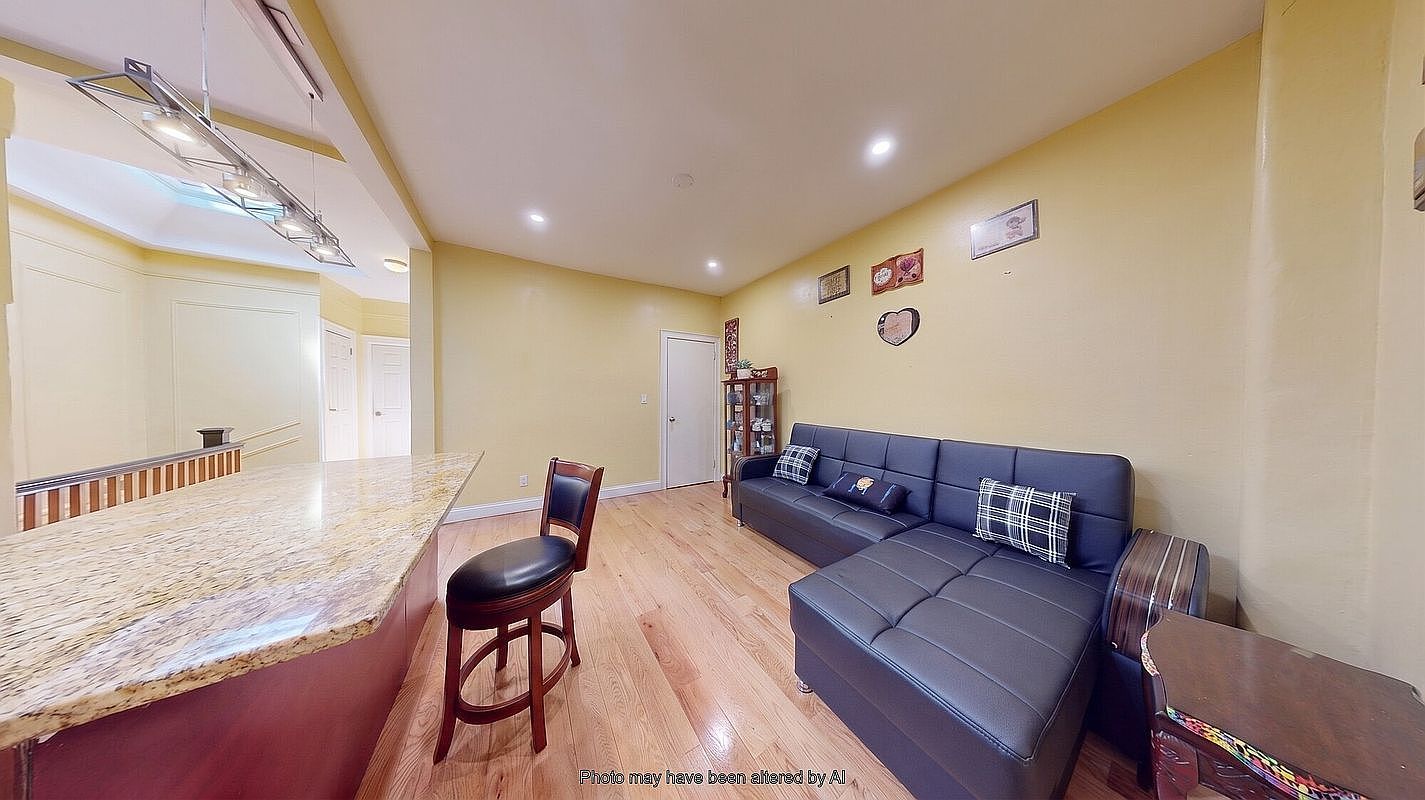 1168 E 38th St Brooklyn, NY 11210 - Thumbnail 5