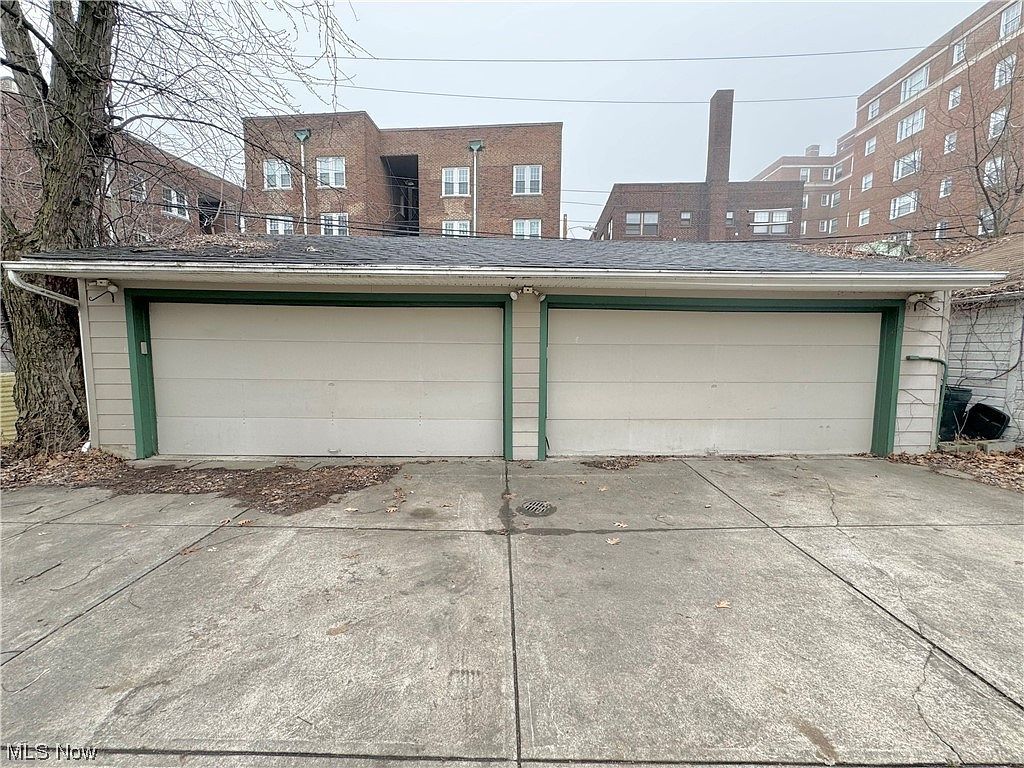 2671 E 130th St Cleveland, OH 44120 - Thumbnail 5