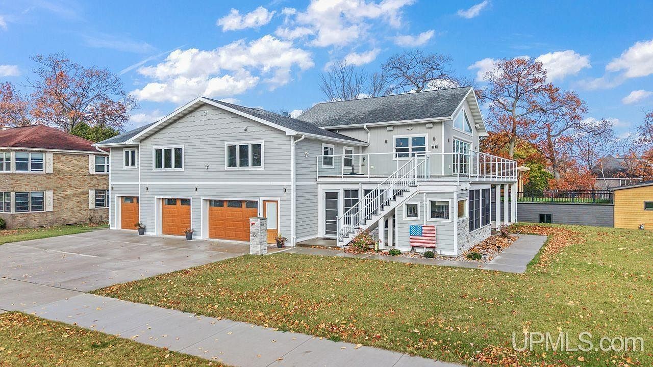 430 Lake Shore Dr Escanaba, MI 49829 - Thumbnail 5