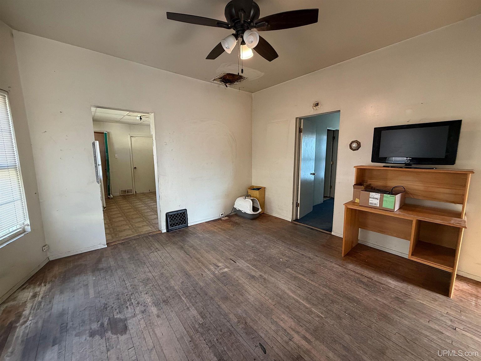 418 1st Ave S Escanaba, MI 49829 - Thumbnail 5