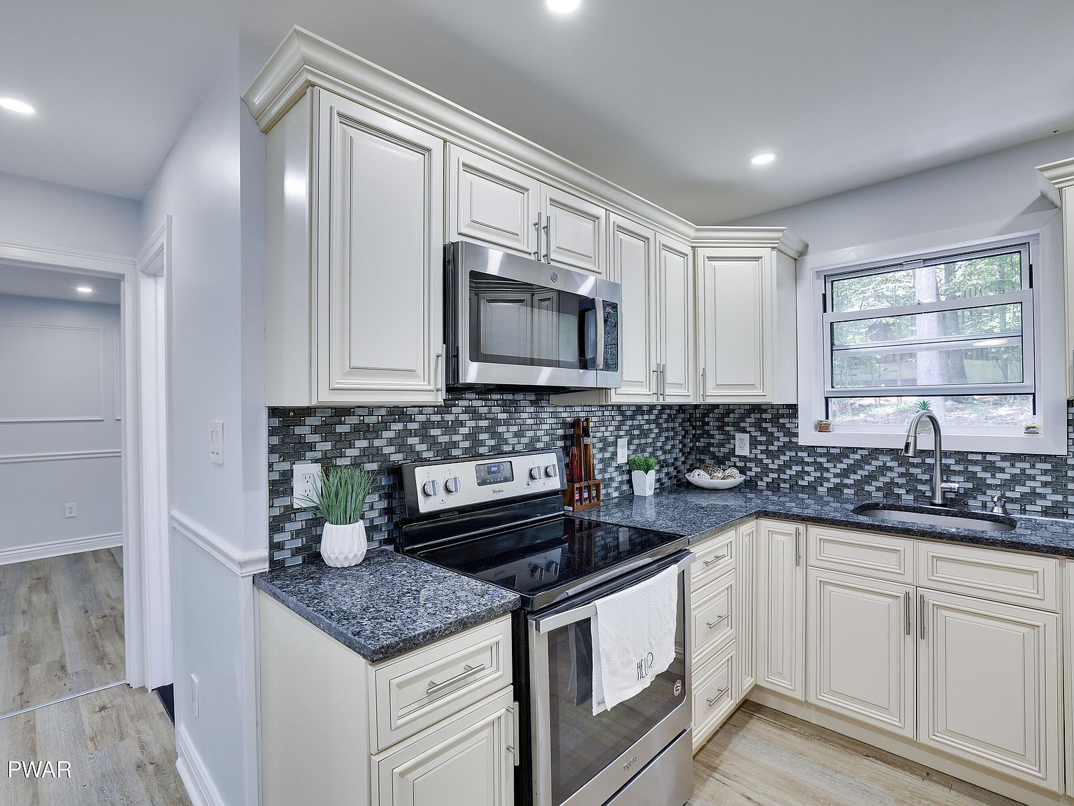 3109 Snowden Dr Bushkill, PA 18324 - Thumbnail 5