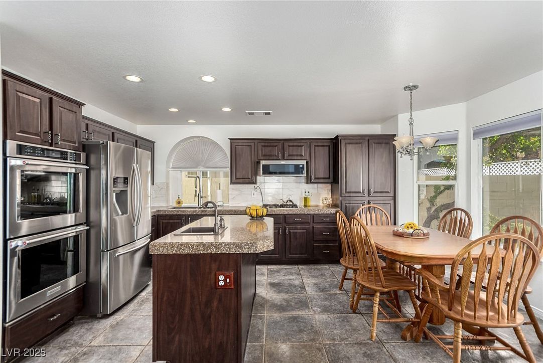 9608 Crystal Cup Cir Las Vegas, NV 89117 - Thumbnail 5