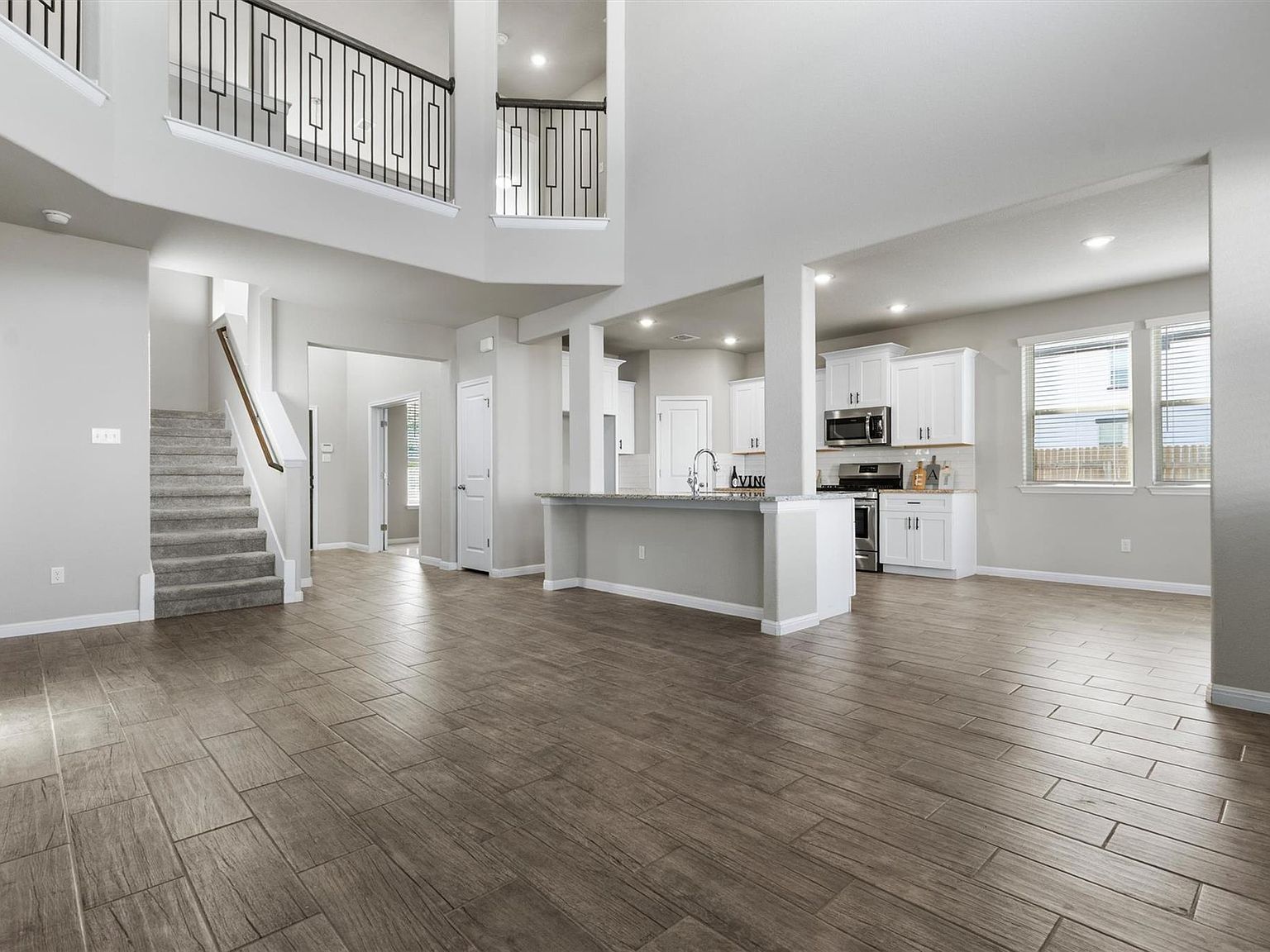 301 Greenway Dr Georgetown, TX 78628 - Thumbnail 5