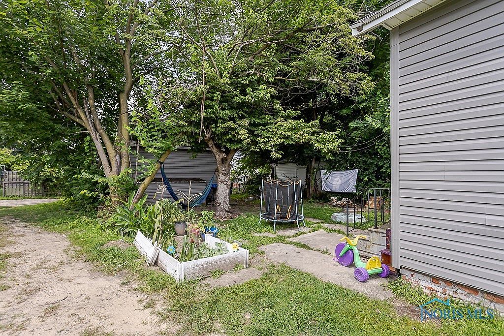 1219 Peck St Toledo, OH 43608 - Thumbnail 5