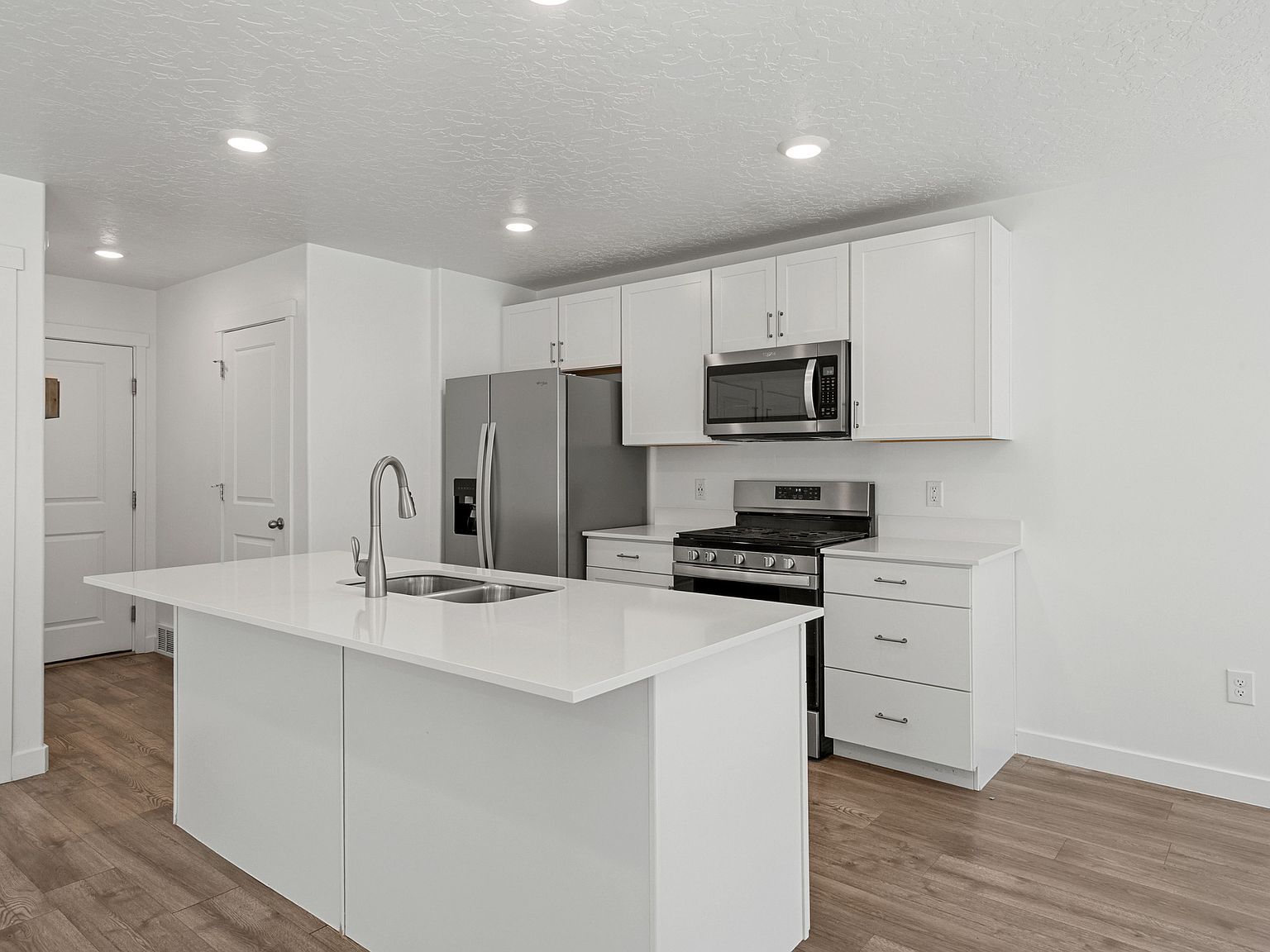 3840 S Bowie Dr Magna, UT 84044 - Thumbnail 5