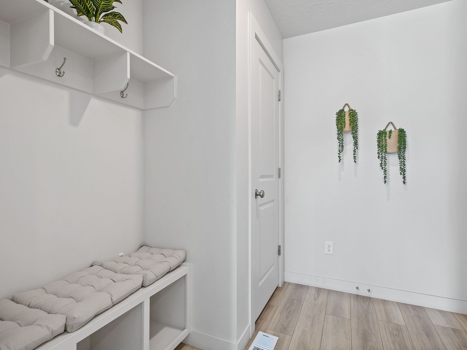 2503 N Velvet Moon Dr Saratoga Springs, UT 84045 - Thumbnail 5