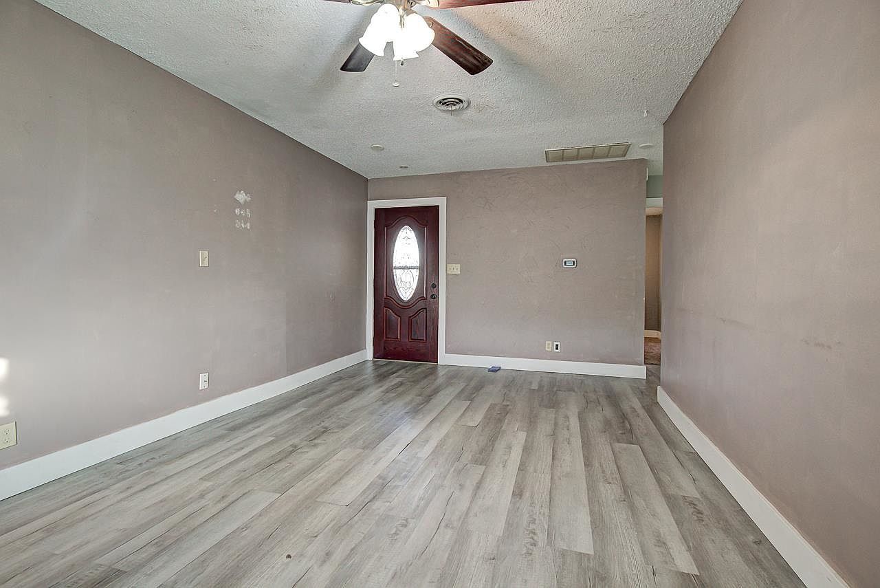 1321 E Cherry Ave Enid, OK 73701 - Thumbnail 5