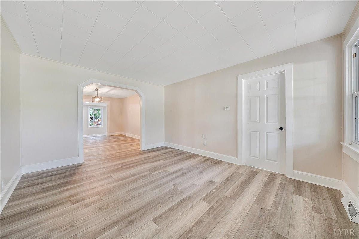 1433 Chalk Level Rd Chatham, VA 24531 - Thumbnail 5