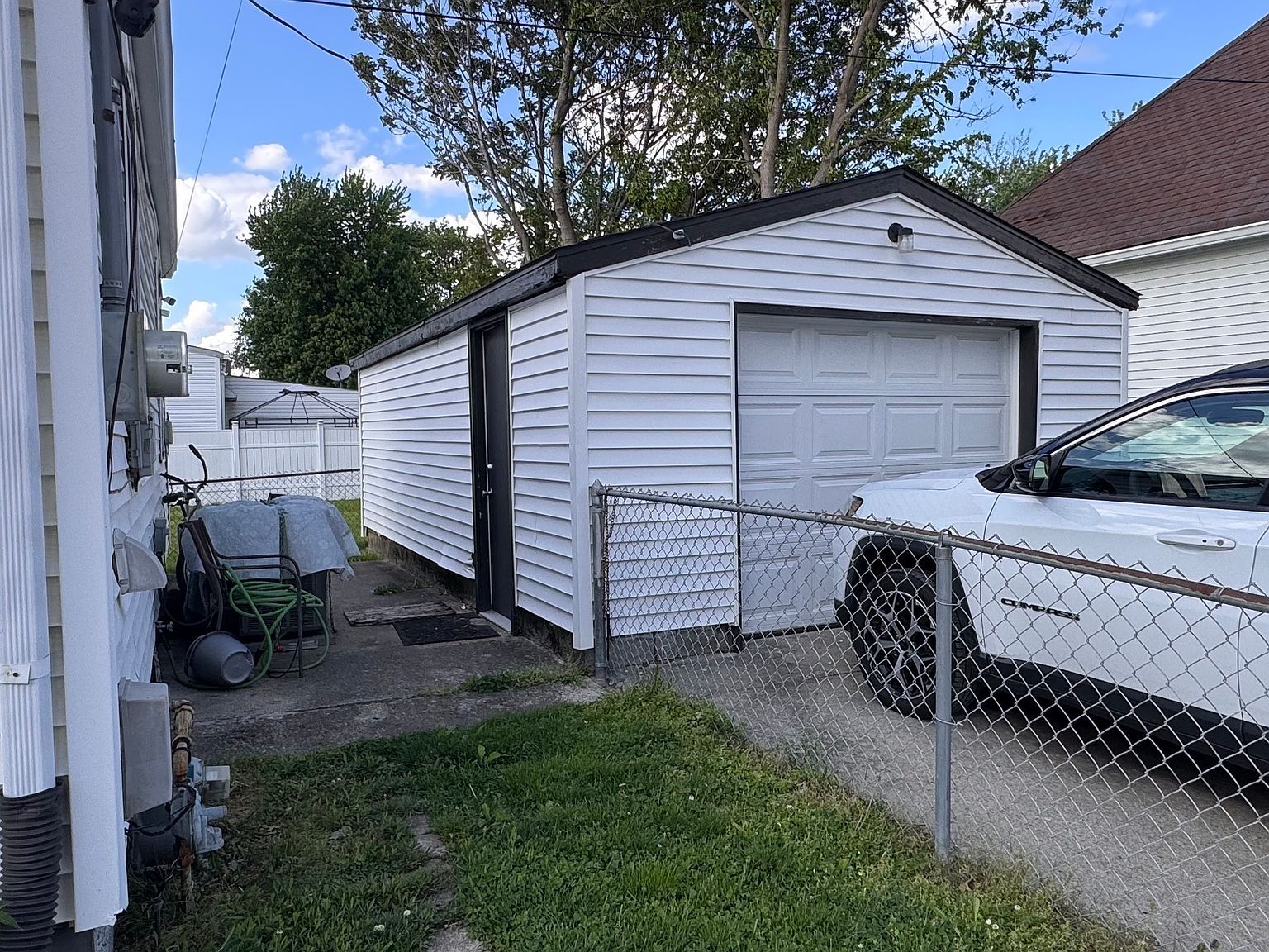 1255 Kappes St Indianapolis, IN 46221 - Thumbnail 5