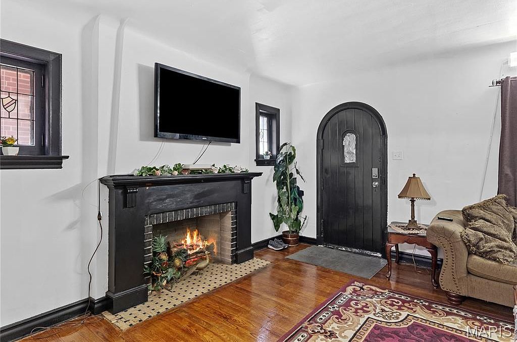 3926 Dunnica Ave Saint Louis, MO 63116 - Thumbnail 5