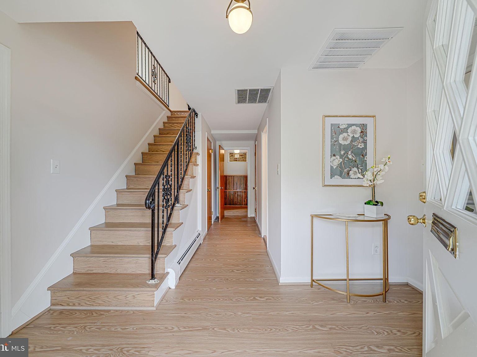 2566 Military Rd Arlington, VA 22207 - Thumbnail 5