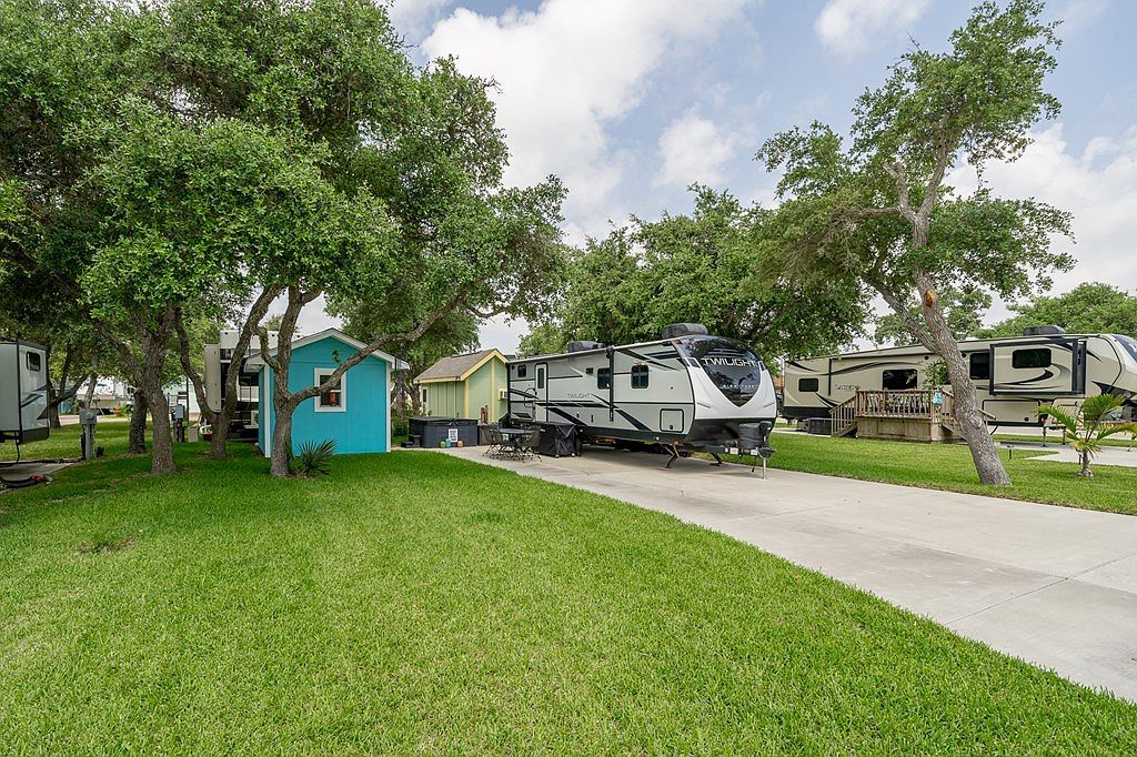 1402 W Corpus Christi St #33 Rockport, TX 78382 - Thumbnail 5