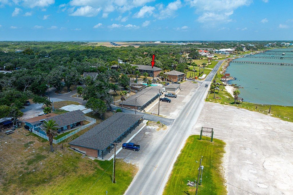 919 N Fulton Beach Rd UNIT 203 Rockport, TX 78382 - Thumbnail 5