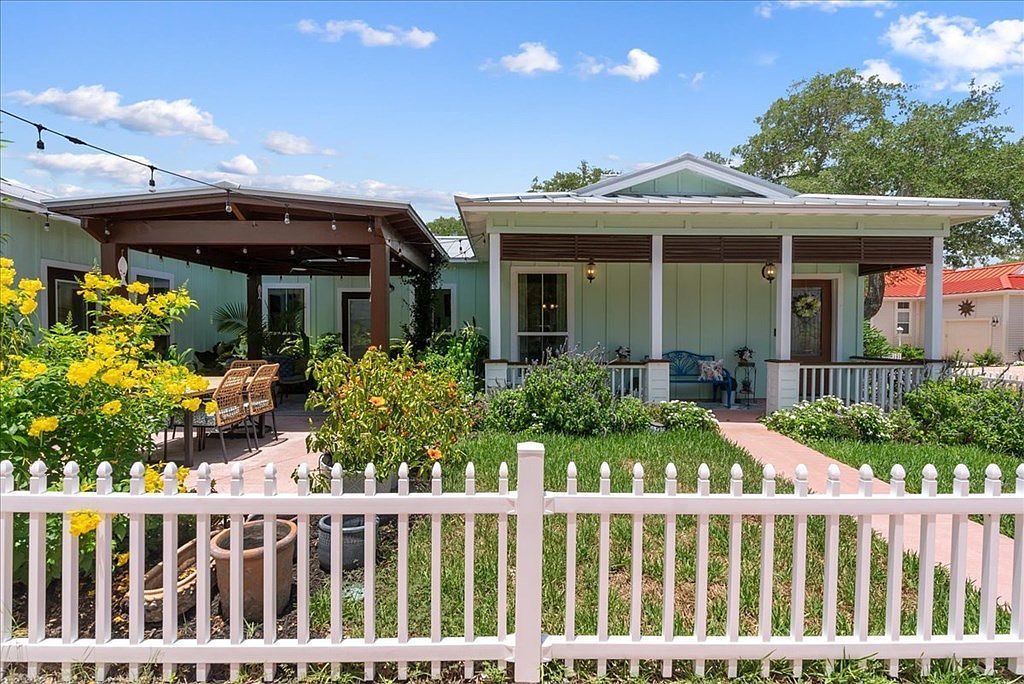 53 Old Cottage Beach Dr Rockport, TX 78382 - Thumbnail 5