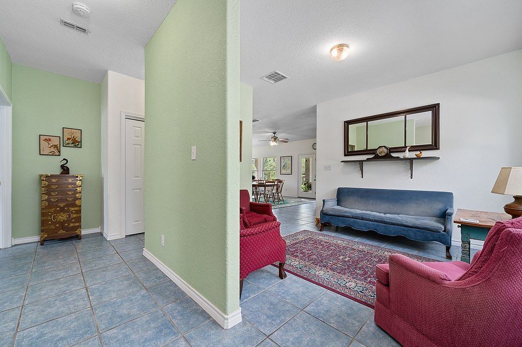 330 Spanishwoods Dr Rockport, TX 78382 - Thumbnail 5