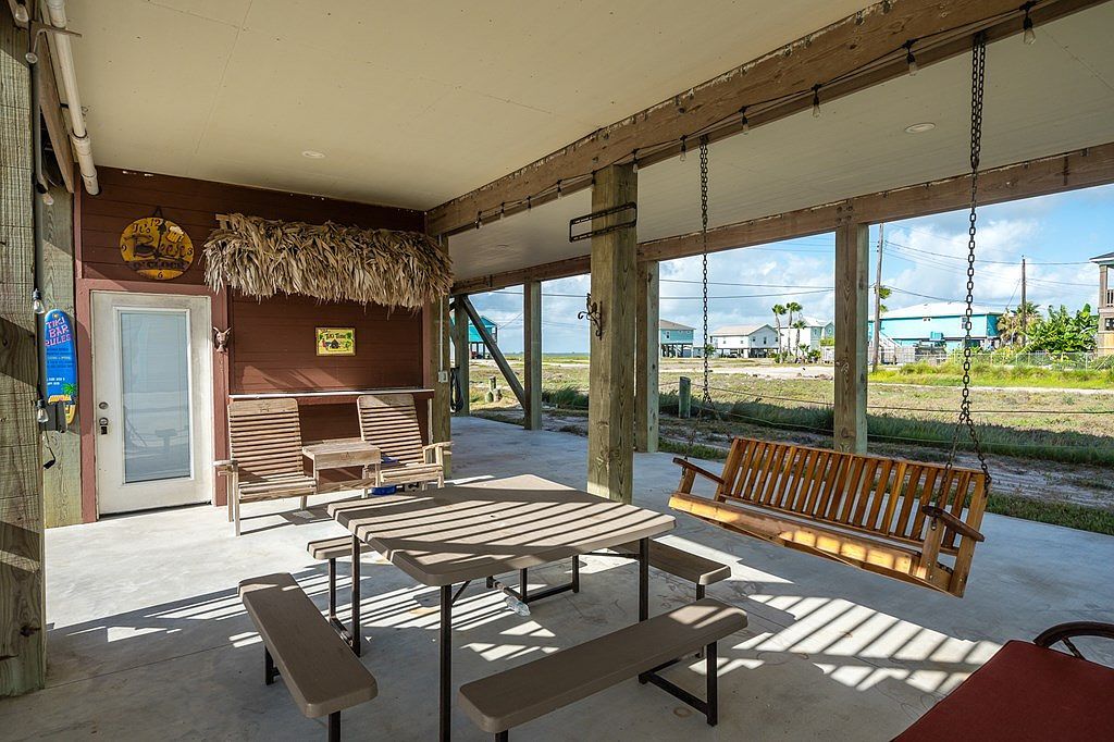 520 Palmetto Point Rd Rockport, TX 78382 - Thumbnail 5