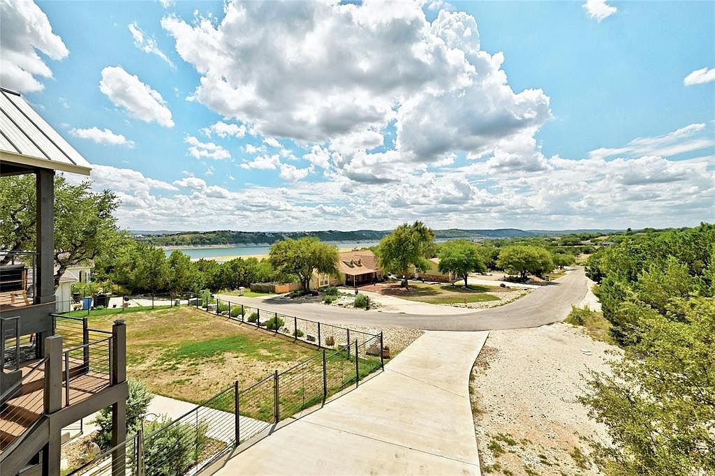 3005 Constitution Sq Lago Vista, TX 78645 - Thumbnail 5