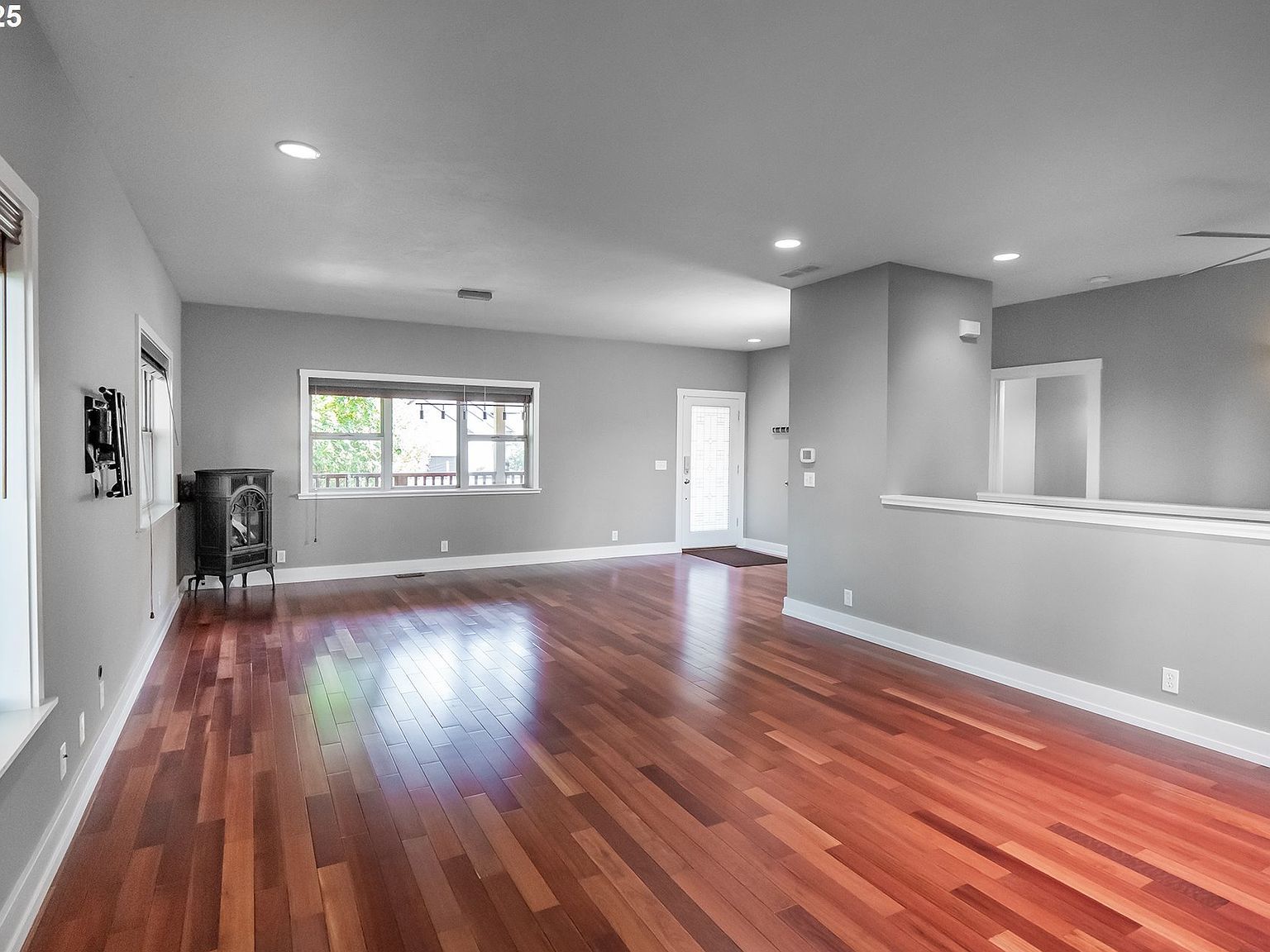 278 Rockridge Ct Eugene, OR 97405 - Thumbnail 5