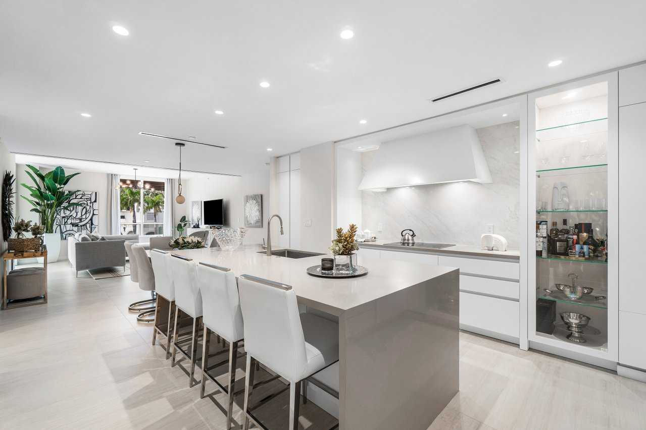 200 Southeast Mizner Boulevard #211, Boca Raton, FL, USA, 33432 - Thumbnail 5