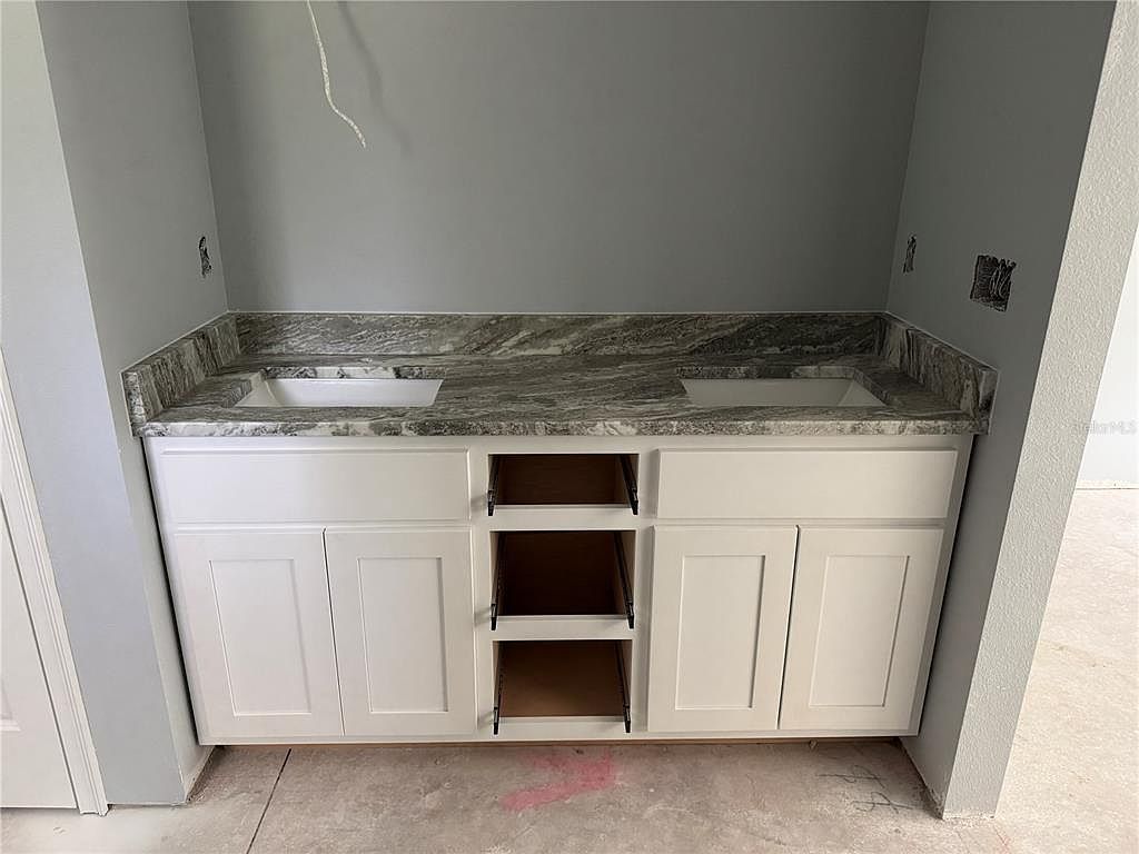 919 County Road 482c Lake Panasoffkee, FL 33538 - Thumbnail 5