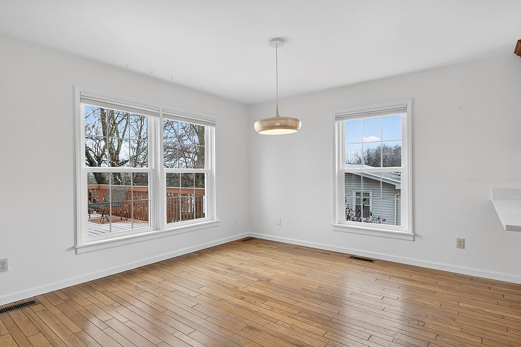 122 Stonewall Hts Abingdon, VA 24210 - Thumbnail 5