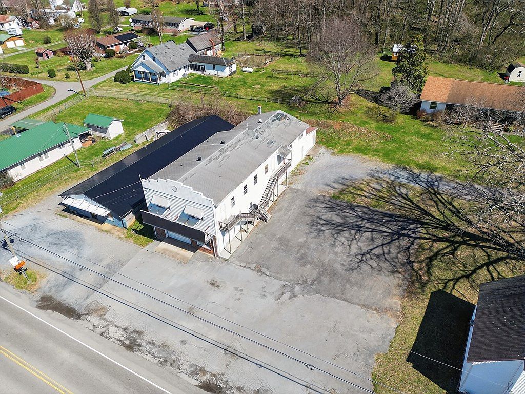 112 Douglas Dr Damascus, VA 24236 - Thumbnail 5