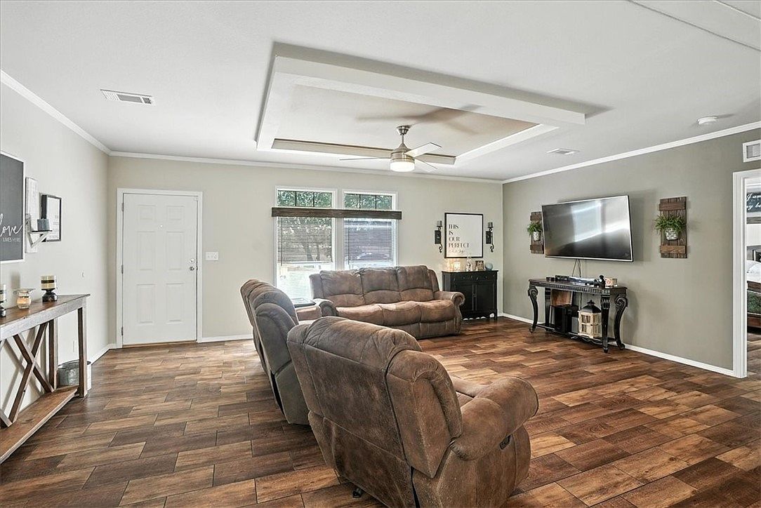 1004 Catholic Cemetery Rd George West, TX 78022 - Thumbnail 5