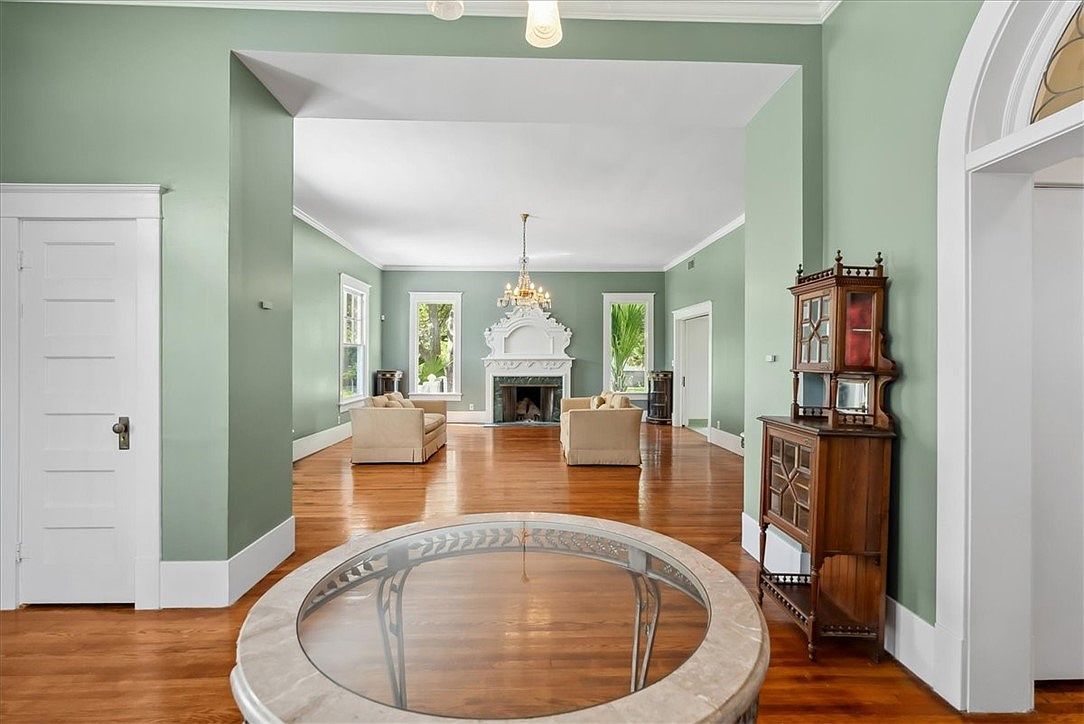 1309 N Adams St Beeville, TX 78102 - Thumbnail 5