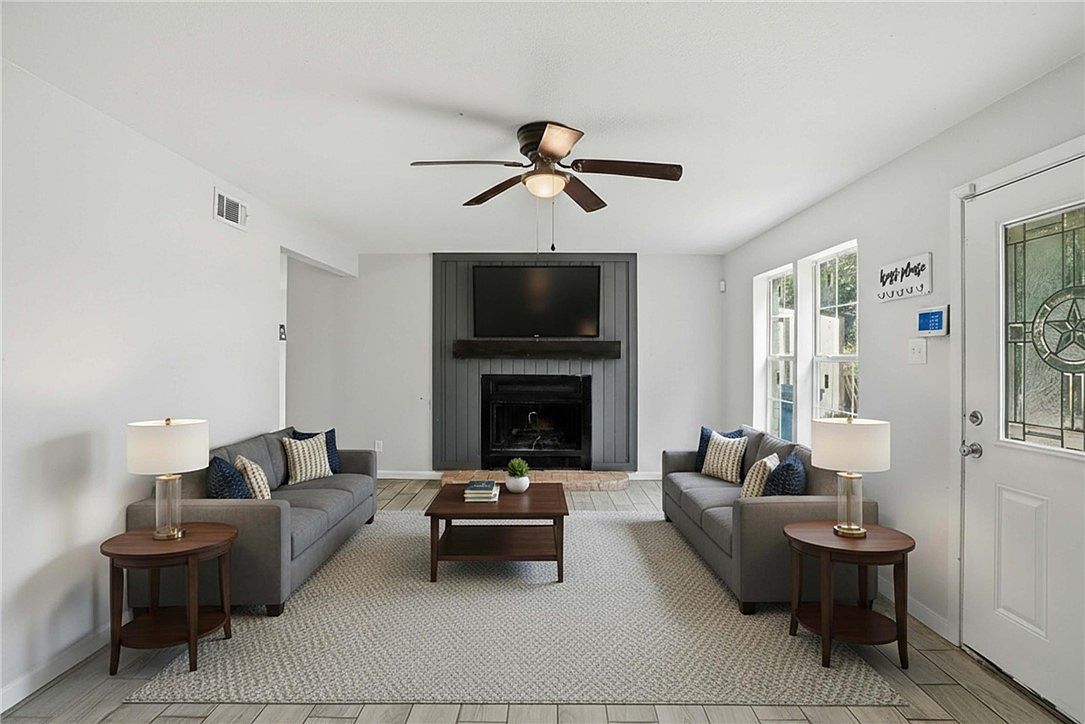 807 NE Frontage Rd Beeville, TX 78102 - Thumbnail 5