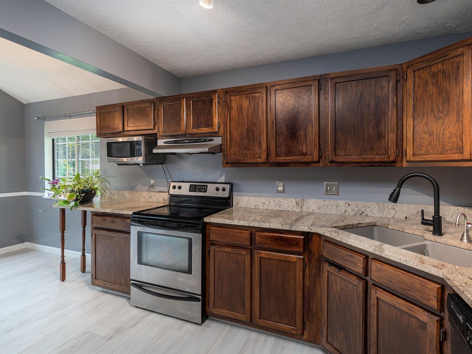 4290 N Ridgeley Dr Bloomington, IN 47404 - Thumbnail 5