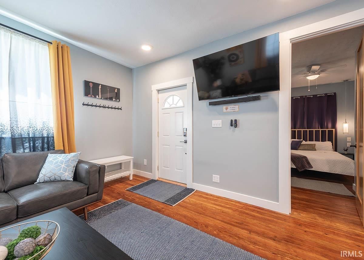 339 S Fairview St Bloomington, IN 47403 - Thumbnail 5