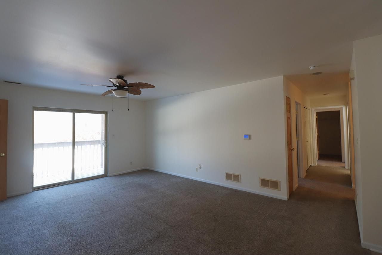 219 Franklin St Unit C Delavan, WI 53115 - Thumbnail 5