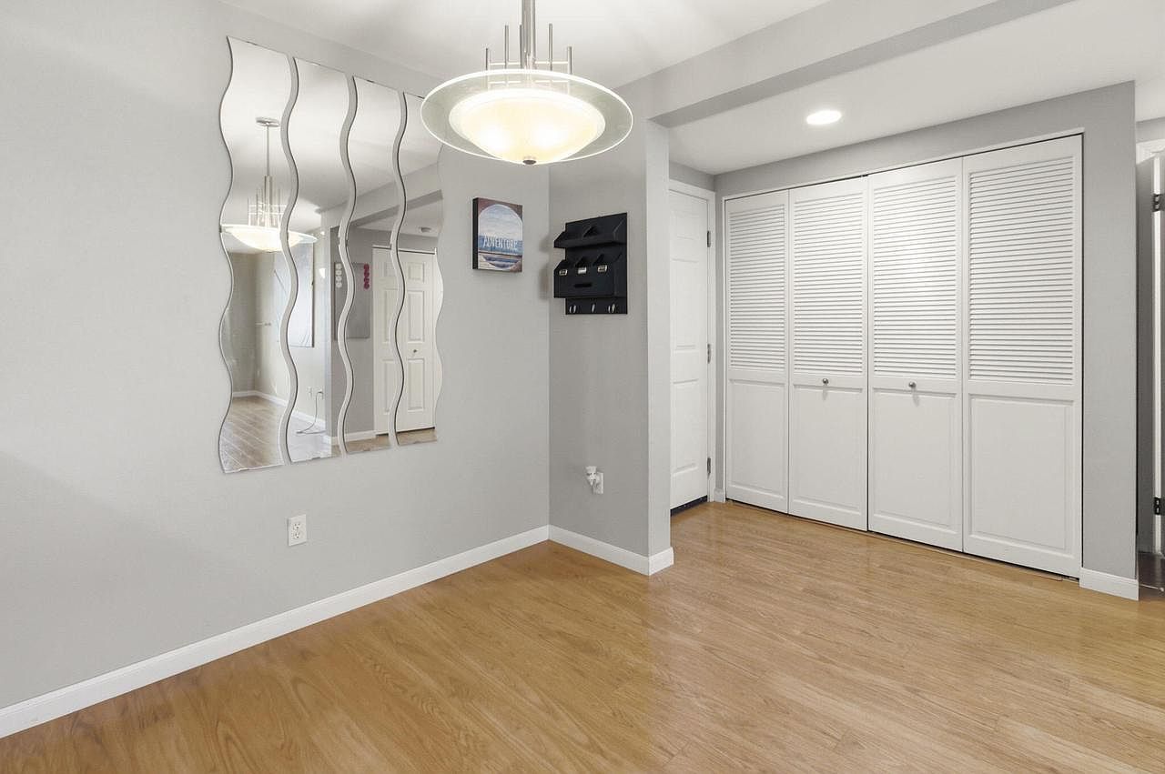 1108 N Milwaukee St Unit 136 Milwaukee, WI 53202 - Thumbnail 5