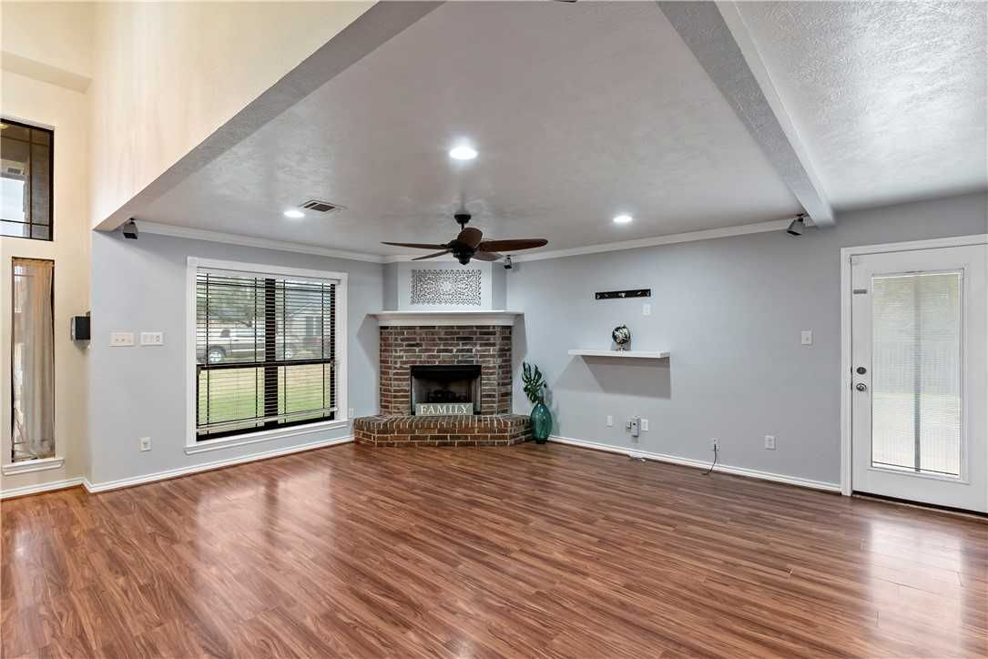 1112 Hopewell Court, College Station, TX, USA, 77845 - Thumbnail 5