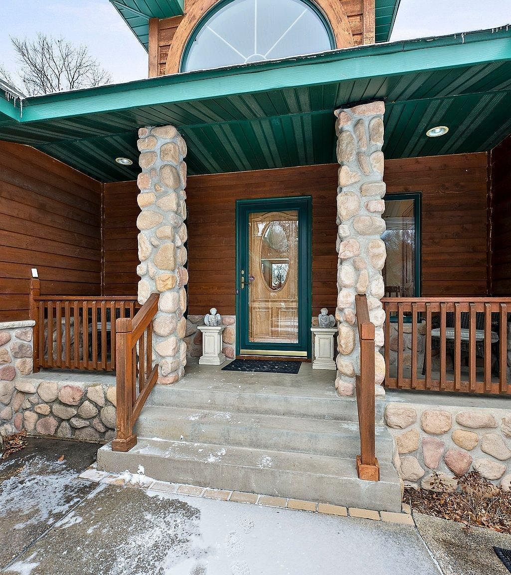 527 138th Ln NE Ham Lake, MN 55304 - Thumbnail 5