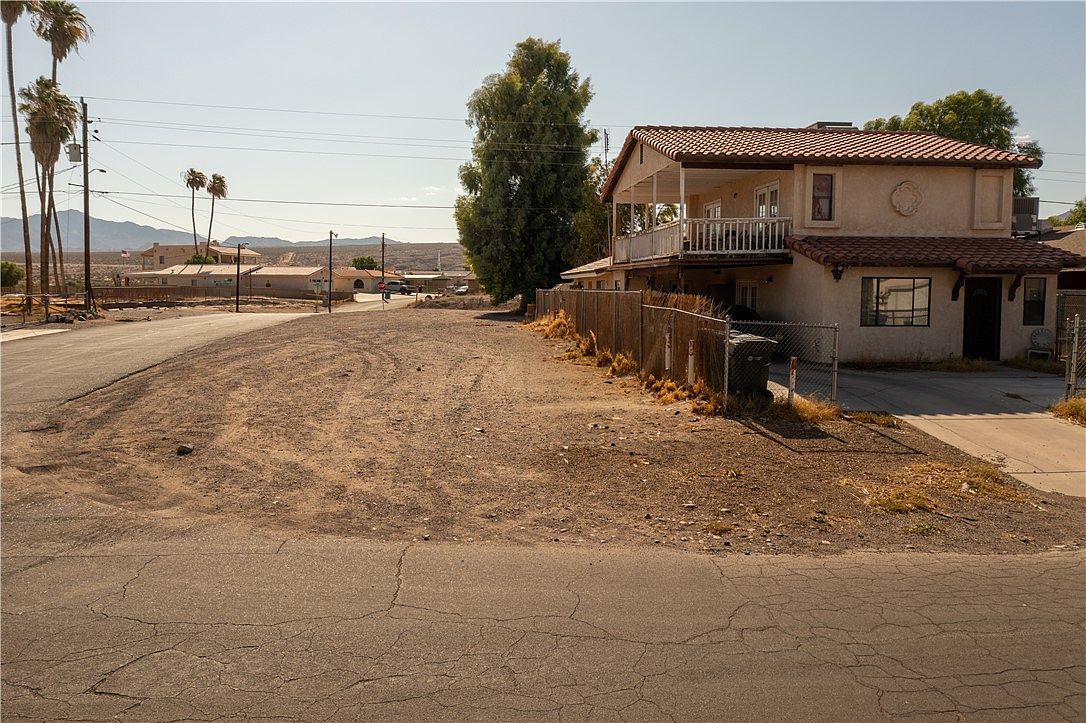 2167 Oswood Ln Bullhead City, AZ 86442 - Thumbnail 5