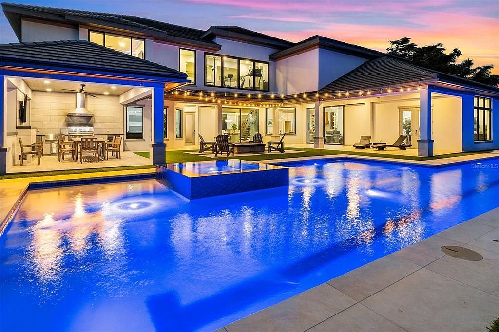 3236 Founders Club Dr Sarasota, FL 34240 - Thumbnail 5