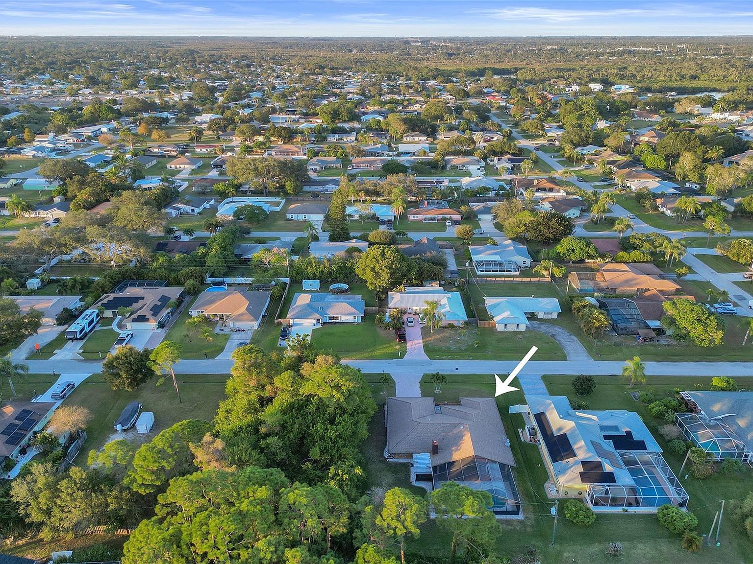 750 SE Cavern Ave Port Saint Lucie, FL 34983 - Thumbnail 5