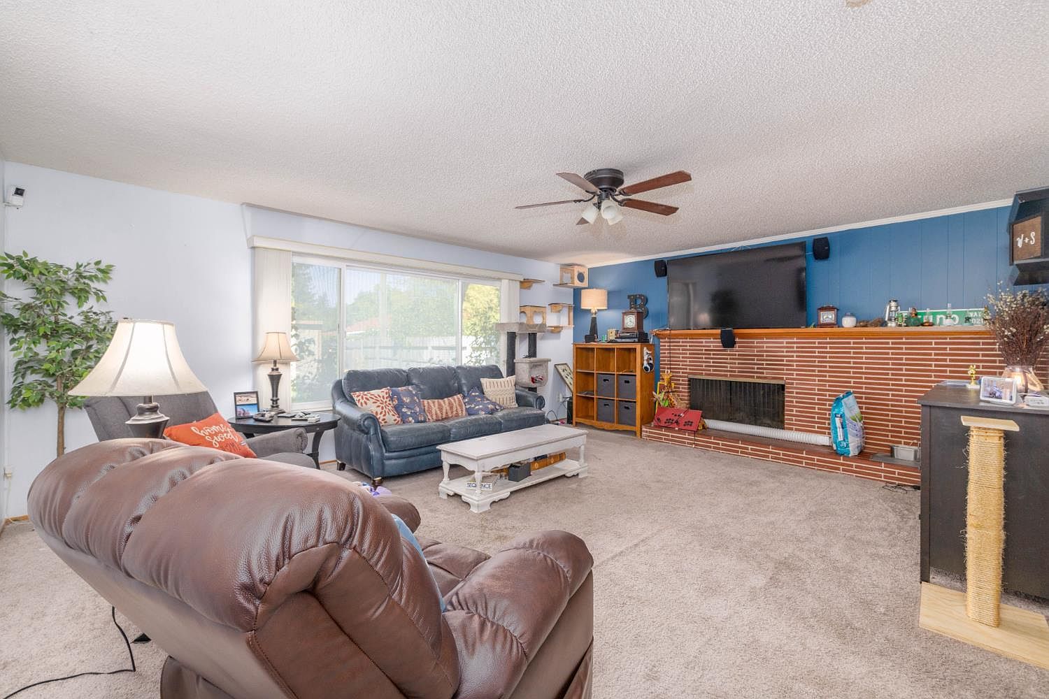 4907 Crestview Dr Carmichael, CA 95608 - Thumbnail 5