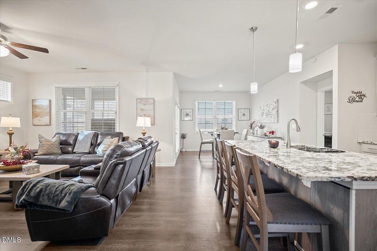 2131 Knight Crossing Rd Durham, NC 27703 - Thumbnail 5