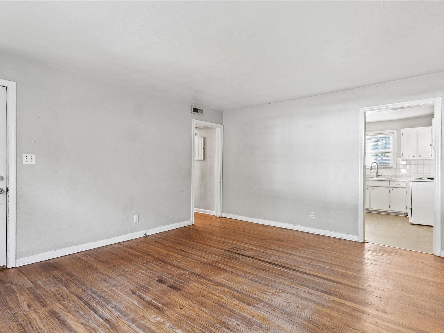 1641 Mayhew St Tallahassee, FL 32304 - Thumbnail 5