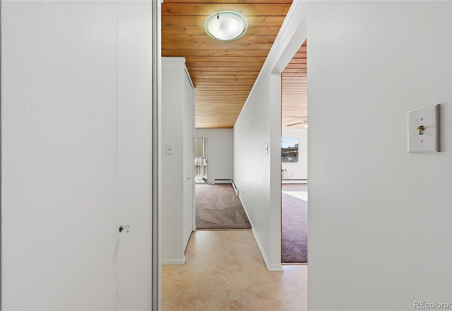 655 S Clinton St APT 4B Denver, CO 80247 - Thumbnail 5