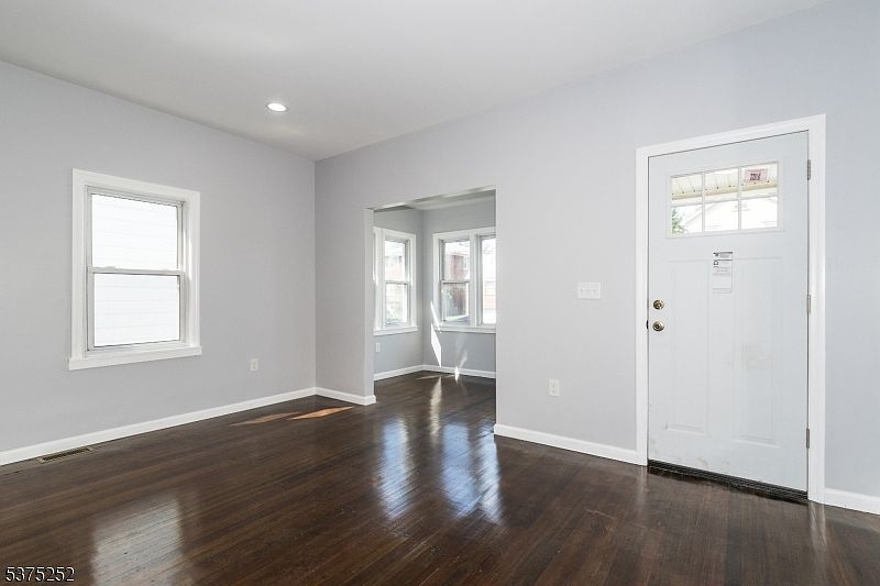 419 Lafayette St Linden, NJ 07036 - Thumbnail 5