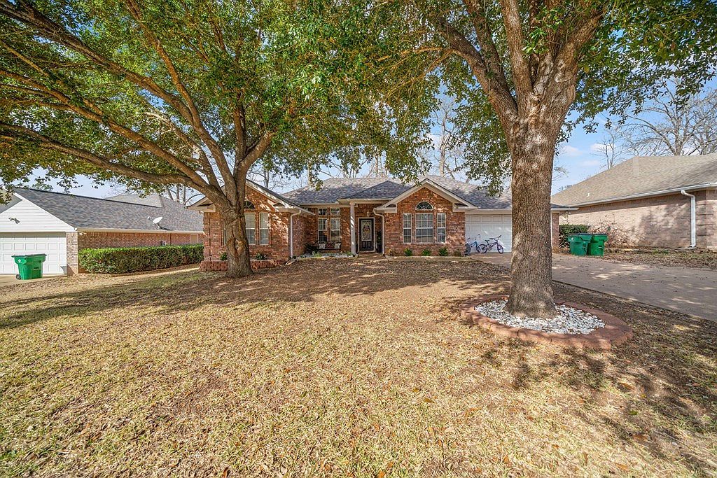 213 Shadow Wood Dr Palestine, TX 75801 - Thumbnail 5