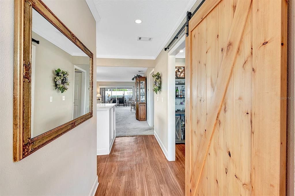 9421 Kingston Dr Bradenton, FL 34210 - Thumbnail 5