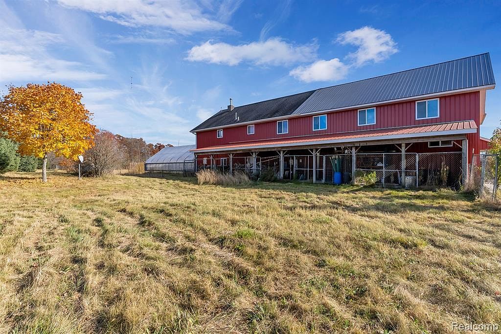 381 S Lorenz Rd Tawas City, MI 48763 - Thumbnail 5