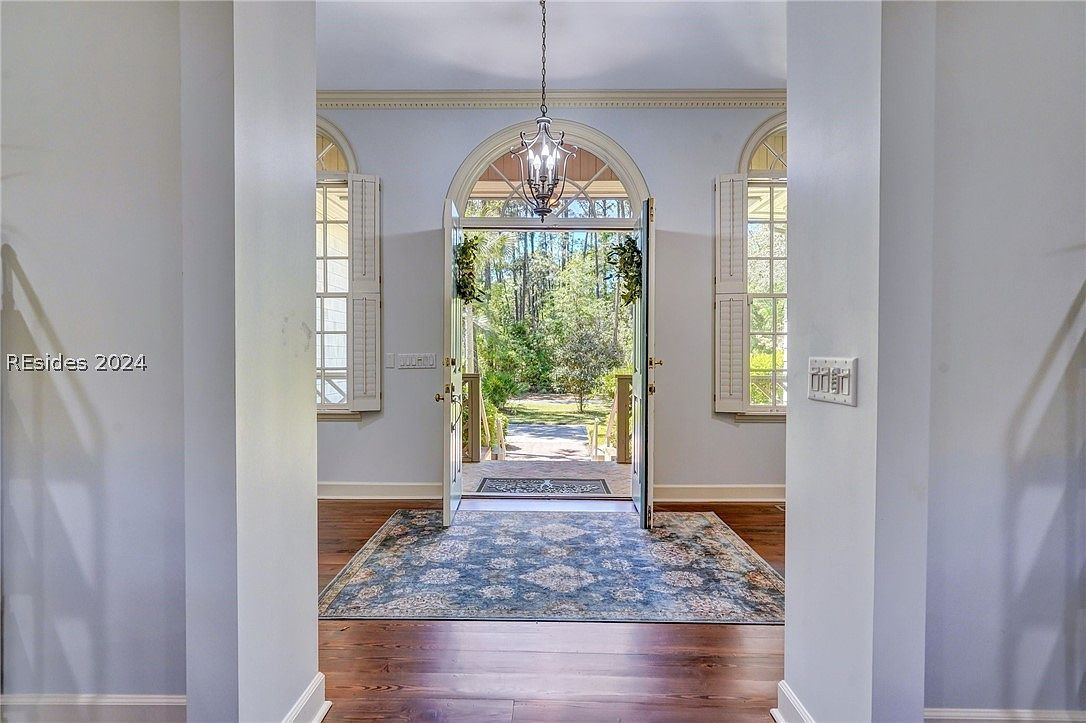 18 Combahee Rd Hilton Head Island, SC 29928 - Thumbnail 5